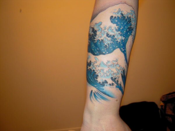 Design Great Wave Meaningful Tattoos for Girls