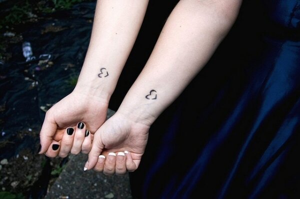 Design Tattoo Twins Meaning for Girls